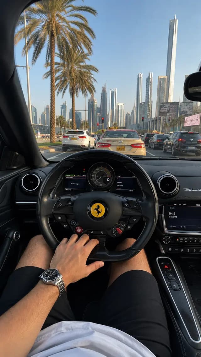 Lifestyle фото в салоне автомобиля